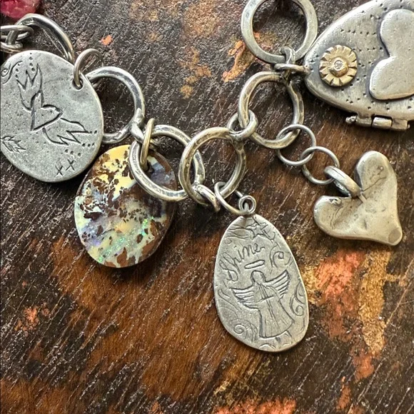 Jes MaHarry “Loving Locket Bracelet”. New in box. JM gift included. - Picture 6 of 10